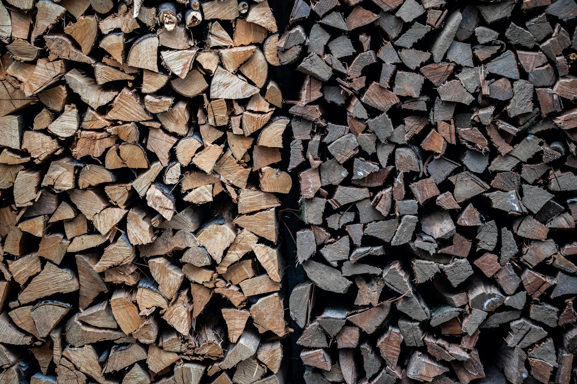 Drewno kominkowe – wybierz najwyższej jakości opał do swojego domu - zdjecie w tresci